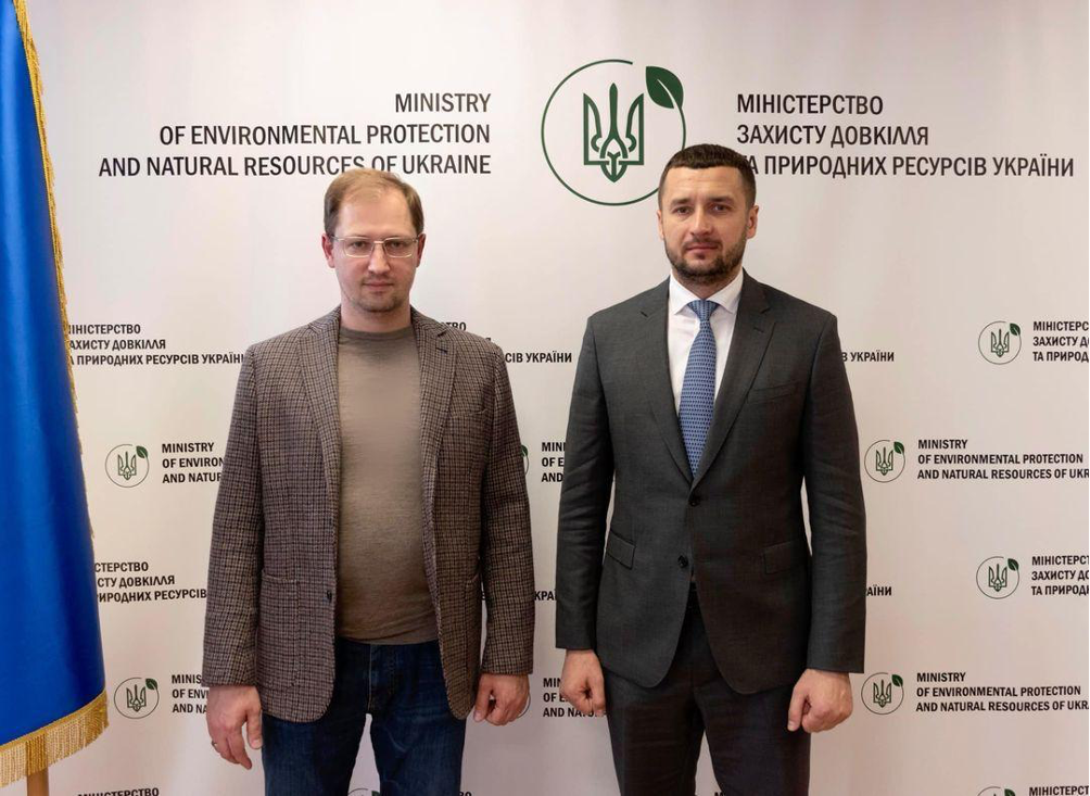 Фото – Гендиректор "Лісів України" очолив незаконну вирубку і корупцію у галузі, – розслідування