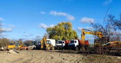 Photo – Prosecutor's Office opens criminal case over destruction of Obolon Island in Kyiv
