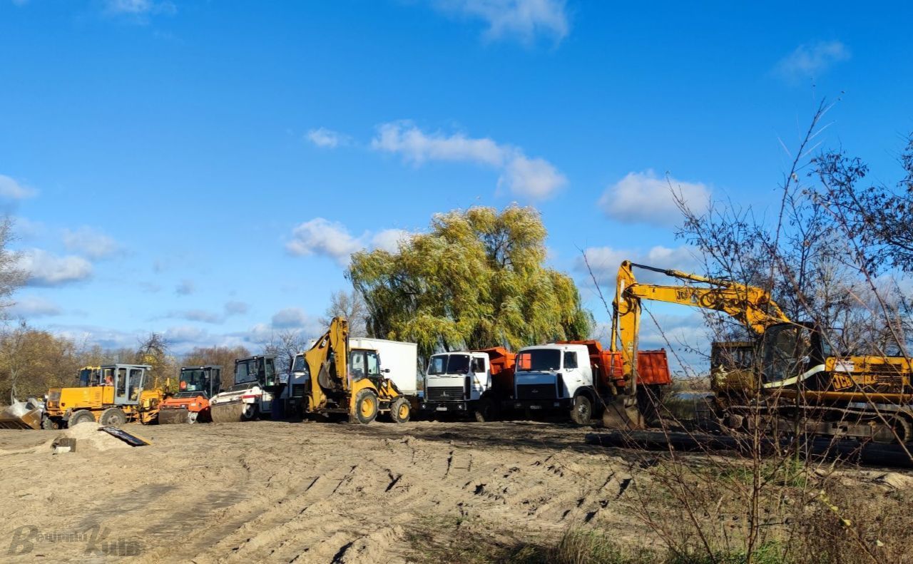Photo – Prosecutor's Office opens criminal case over destruction of Obolon Island in Kyiv
