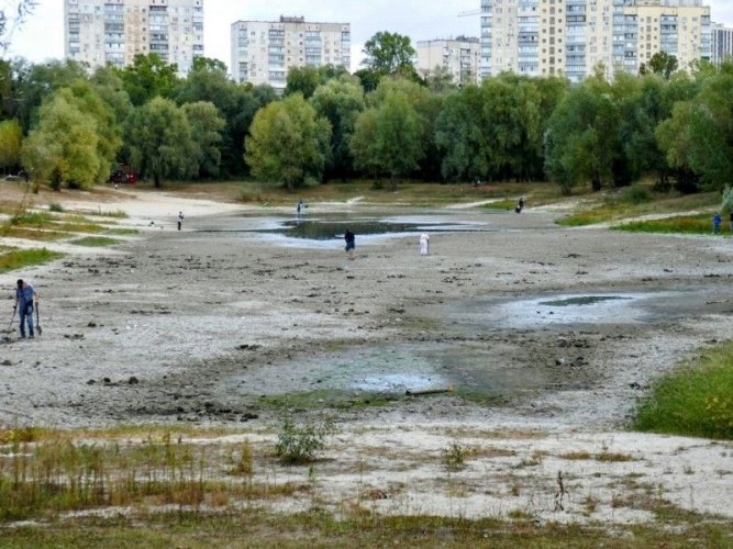 Environmental activists launch campaign demanding closure of Kyiv utility company