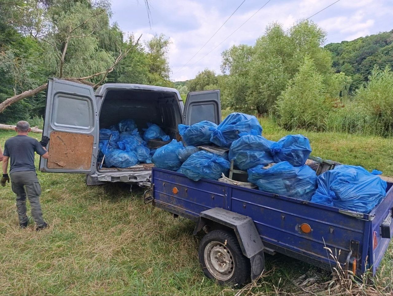Photo – 5 tons of garbage and debris of the shahed