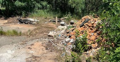 Фото – Викрили підприємця, який понад 2 роки влаштовував стихійні звалища й забруднював землі
