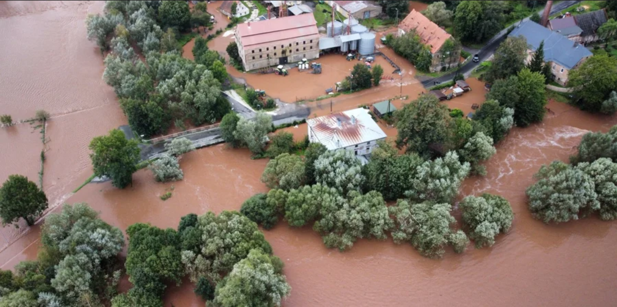Фото – Европа массово ушла под воду из-за изменения климата. Фото, видео