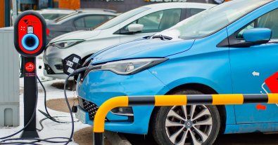 Фото – Uber призвал ЕС запретить автомобили с ДВС для корпоративных автопарков до 2030 года