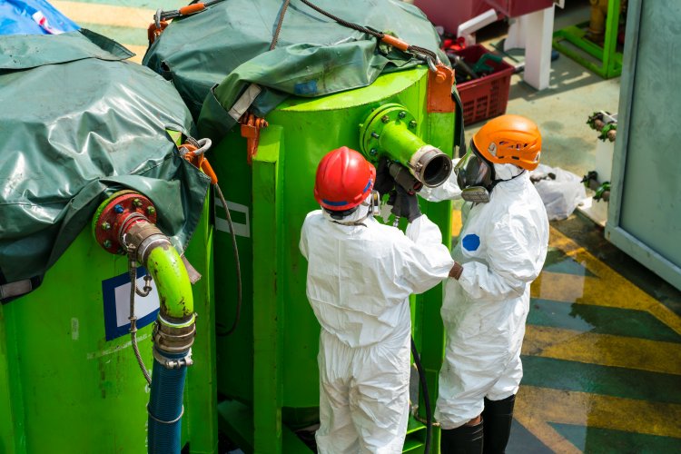 Photo – After October 9, hazardous waste management in Ukraine will be paralyzed – PAEW
