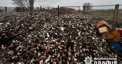 Фото – На Київщині агропідприємство звозило небезпечні відходи на ділянку площею 65 тис. кв. м