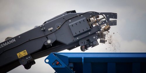Dnipropetrovs'k region shows how to recycle demolition waste