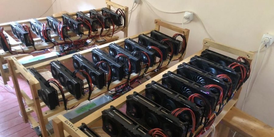 Майнили криптовалюту прямо у лісгоспі: АРМА продасть обладнання підпільної ферми
