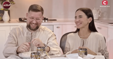 Фото – Показала шикарне життя родини: екопрокурора звільняють після участі дружини у шоу "Супермама"