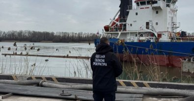 Фото – На Одещині підприємство скинуло токсини у землю: директорові оголосили про підозру