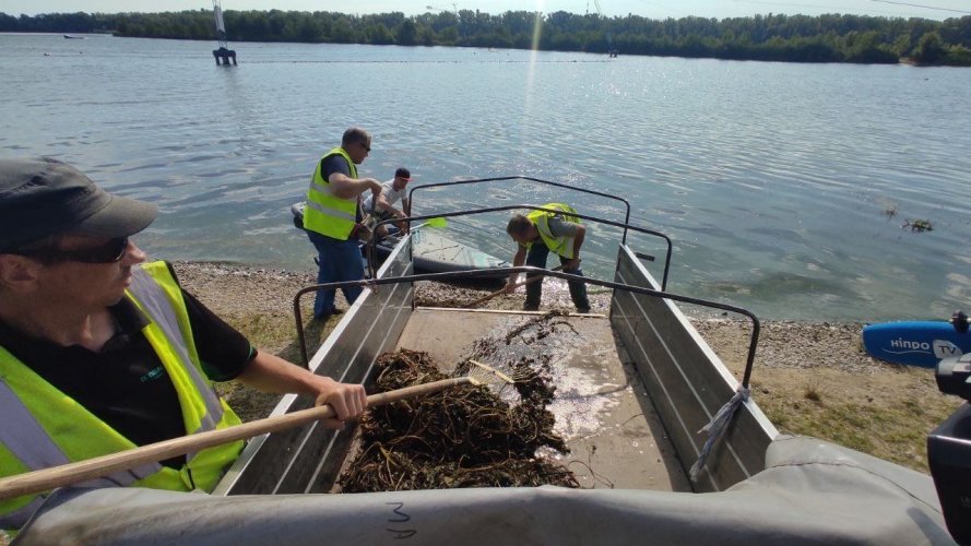 В Запорожье проверили качество воды в Днепре
