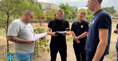 Фото – На Дніпропетровщині повідомили про підозру директору фірми через незаконний видобуток піску
