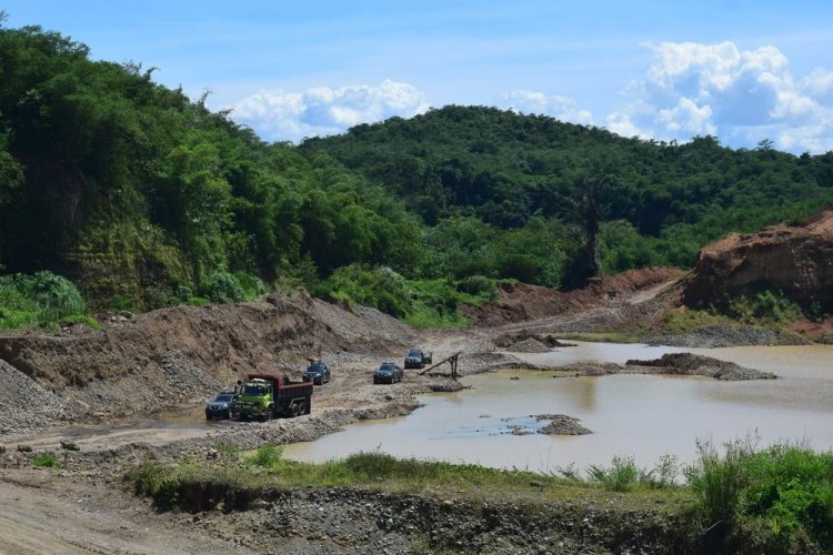 На Житомирщині суд стягнув 15,6 млн грн з компанії за незаконний видобуток лабрадориту