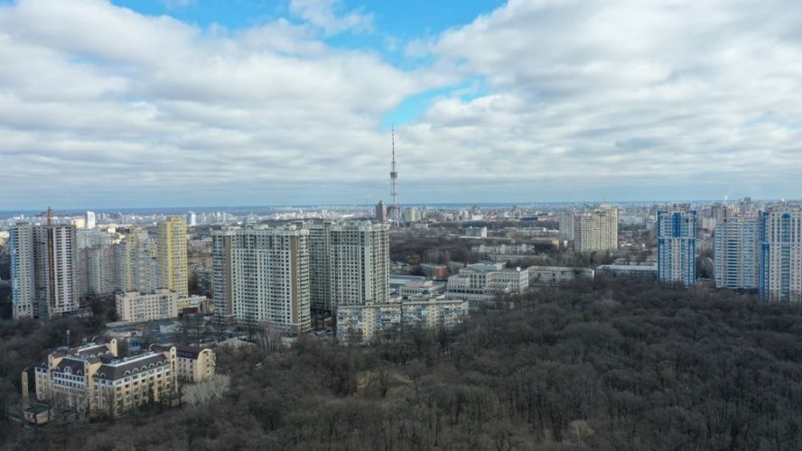 НАБУ и САП передали в суд дело о незаконной застройке парка "Нивки"