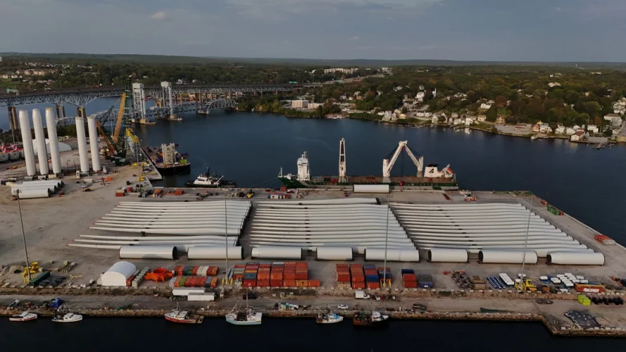 Трамп бореться із вітряками: у США заблокували будівництво великих ВЕС