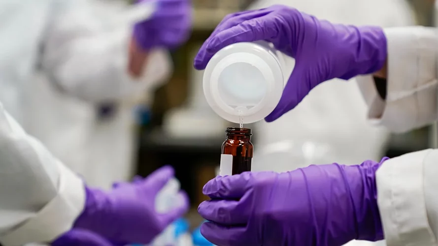 Франція заборонила "вічні хімікати", проте зробила виняток через лобі Tefal