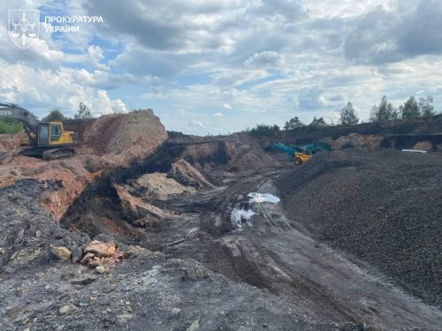 Вивчення надр як прикриття злочину: на Волині вкрали копалини на понад 100 млн грн