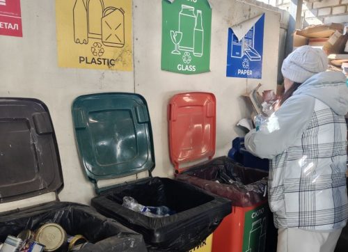 Sorted the trash – spruced up the yard: A homeowners’ association in Vinnytsia is making money from waste