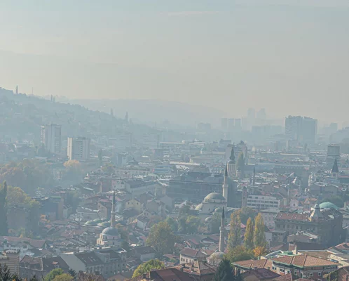 Heatwaves exacerbate air pollution. How does this affect health?